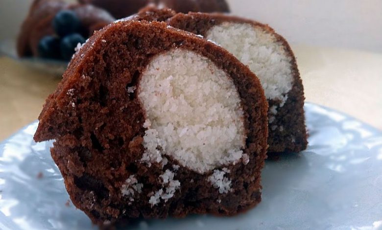 طرز تهیه کیک نارگیلی کاکائویی