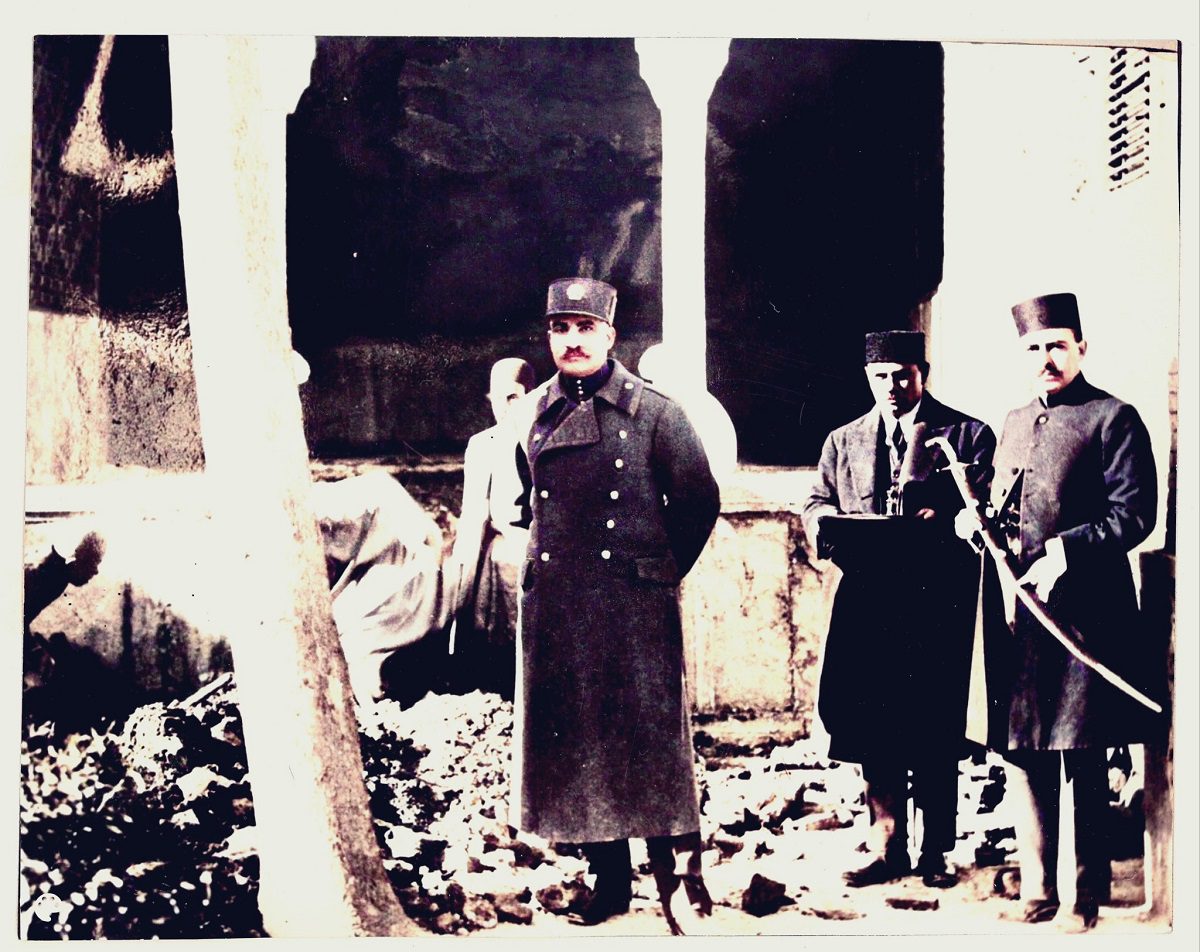 نبش قبر کریم خان زند