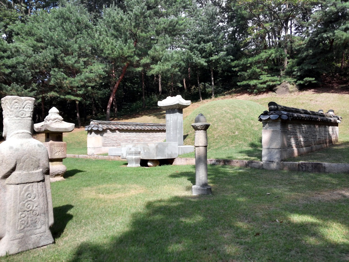 مقبره بانو جانگ