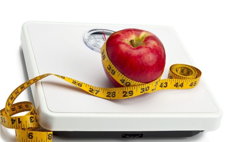 کاهش وزن با خوردن میوه