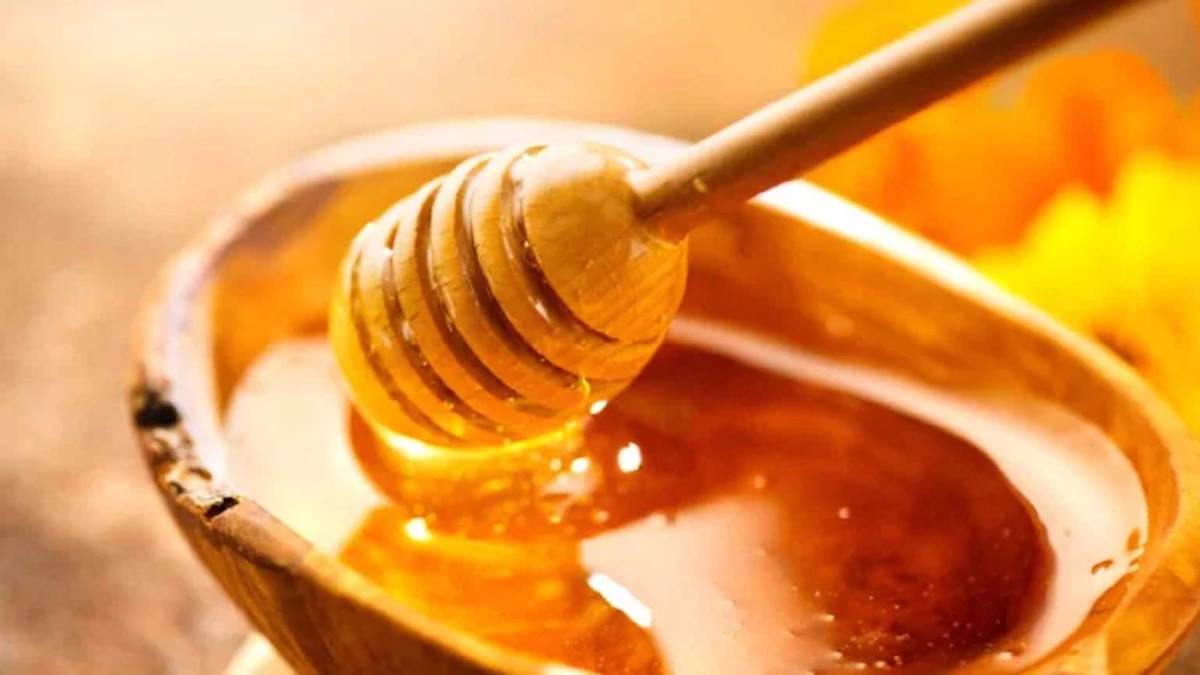  فواید نوشیدن عسل با آب گرم