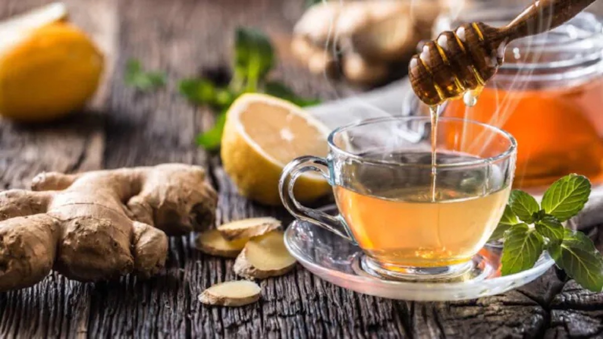  فواید نوشیدن عسل با آب گرم