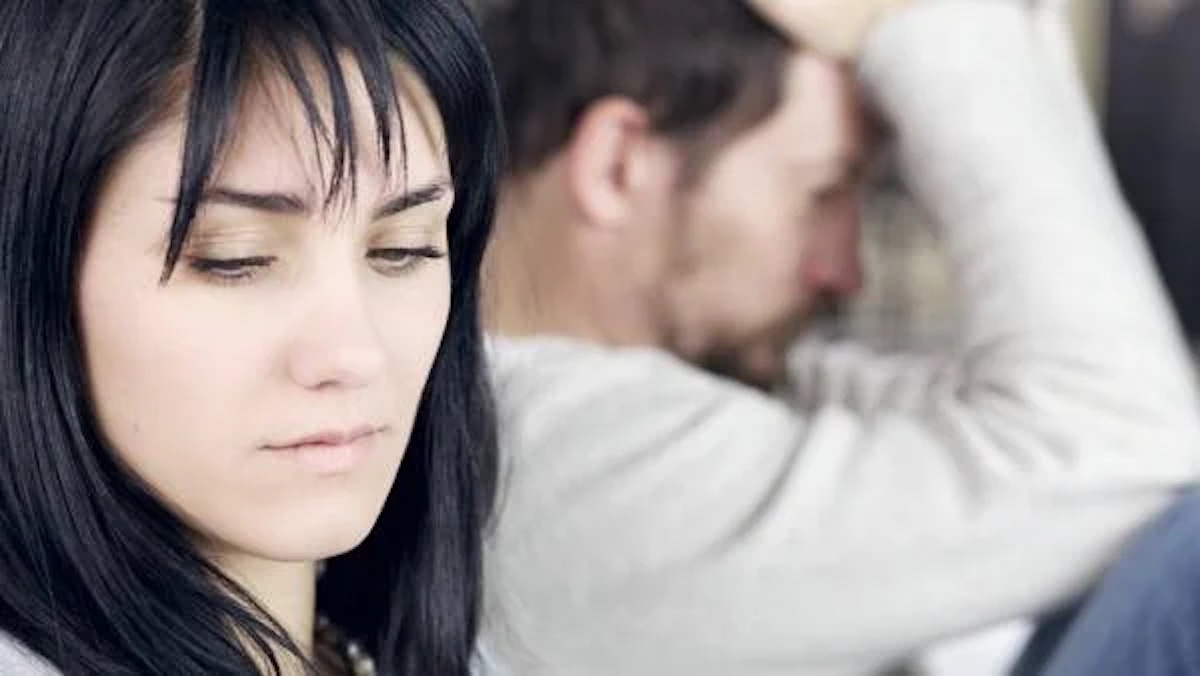نشانه های عشق اجباری