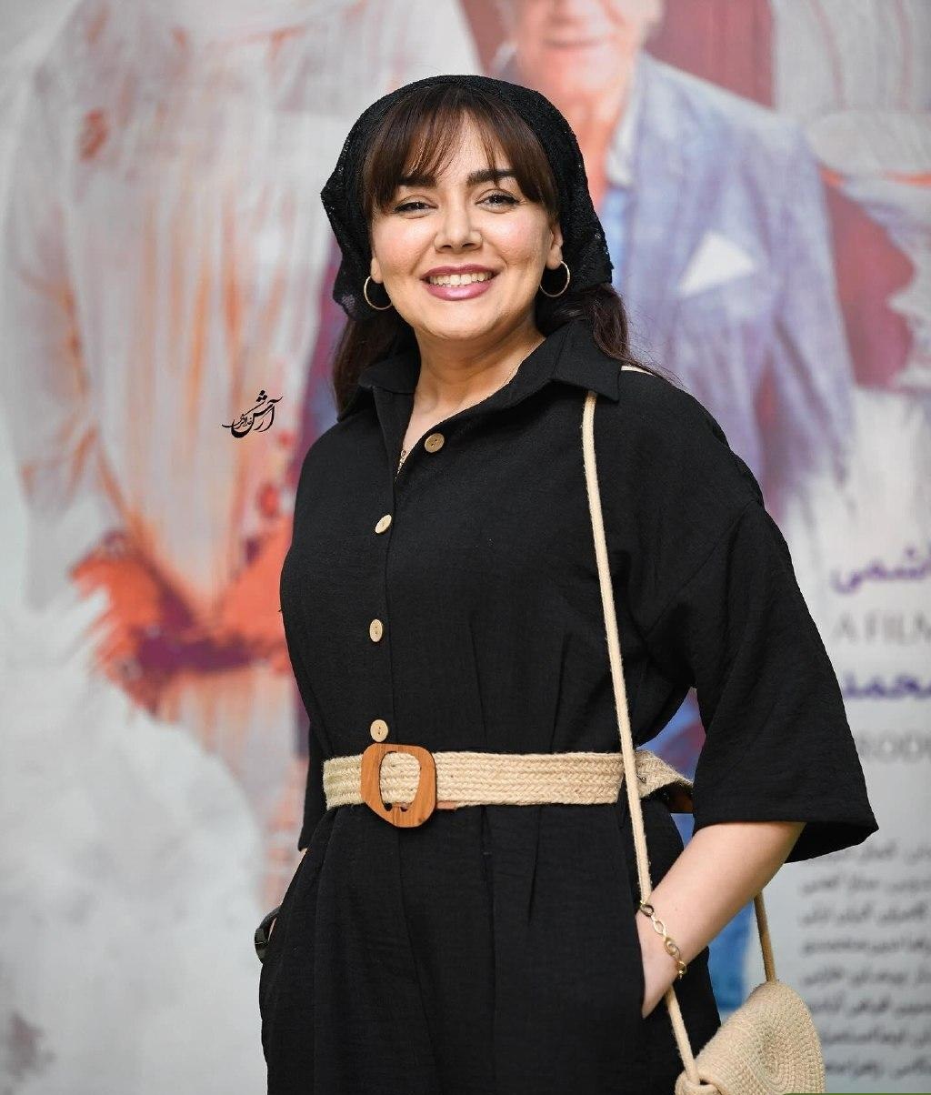 شیرین سریال نون خ با کیف و کمربند کنفی