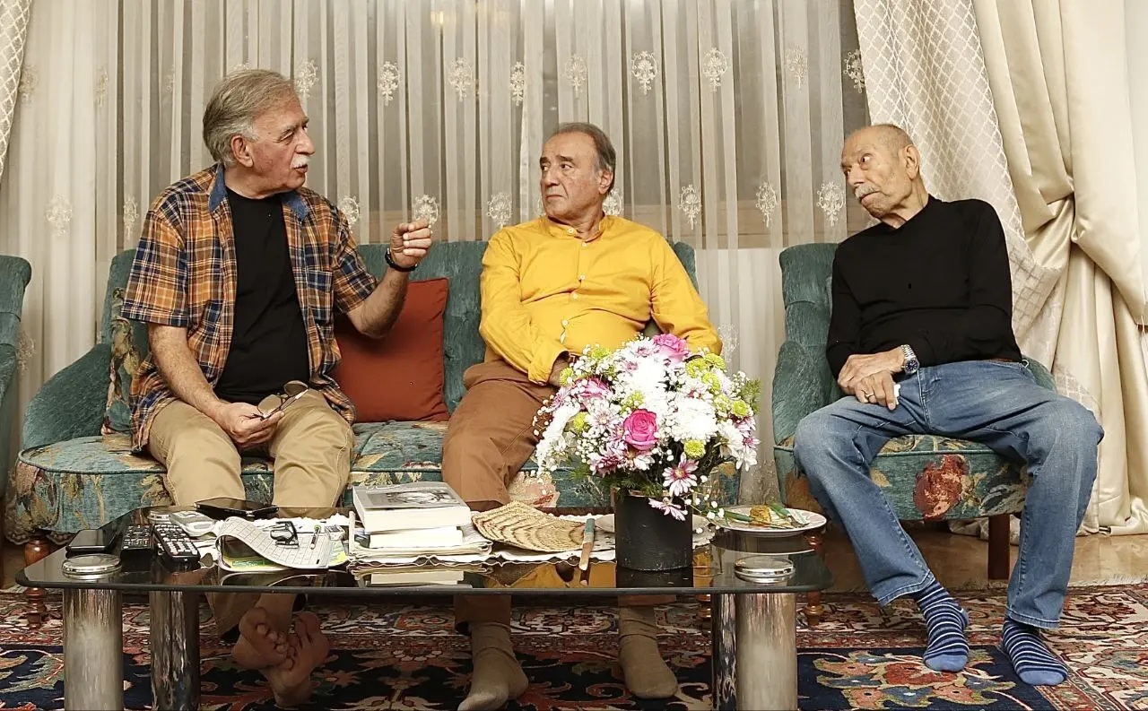 بیوگرافی علی نصیریان