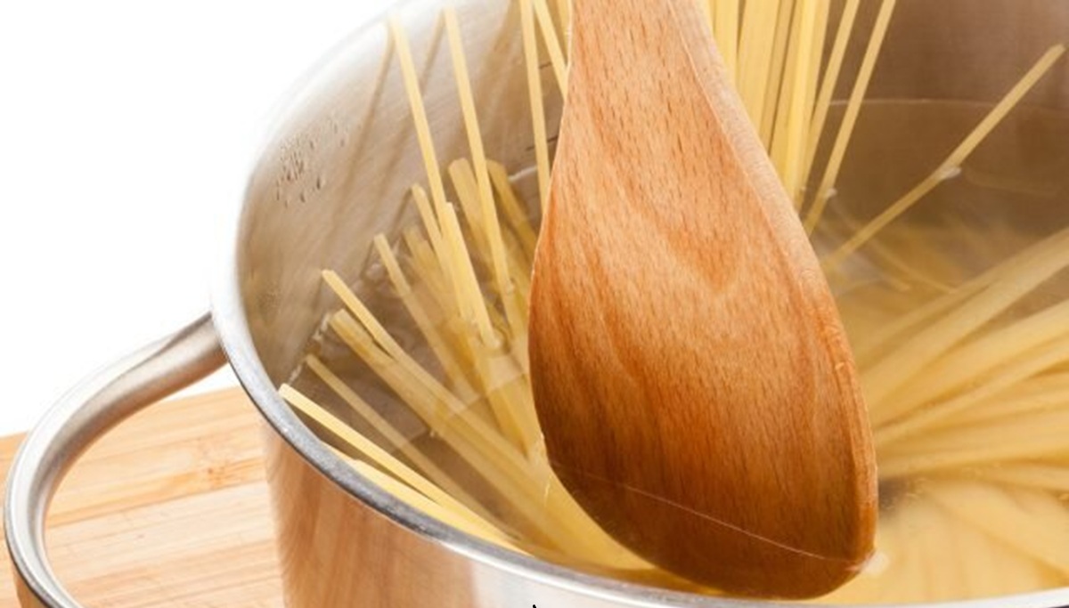 شکستن صحیح رشته های ماکارونی