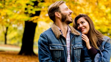 نشانه های زنی که عاشق شما شده