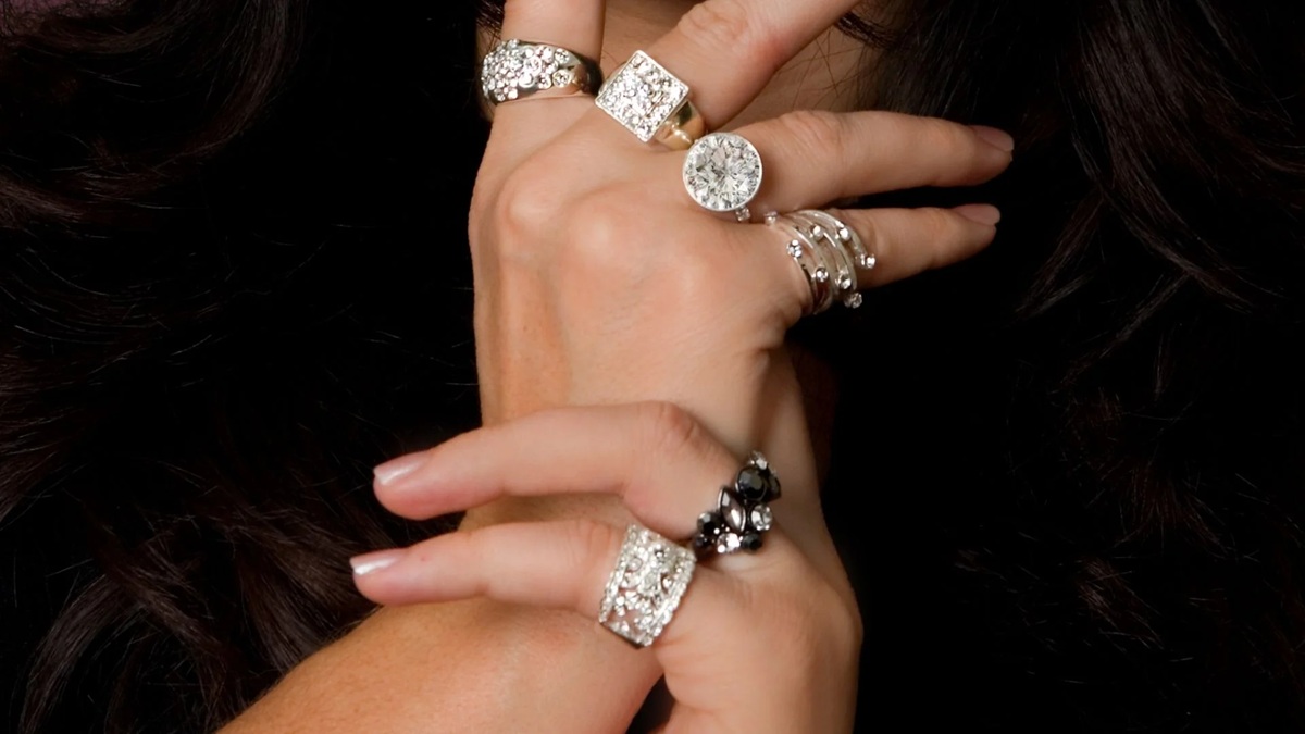 معنای انگشتر در هر انگشت