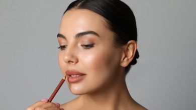 نحوه استفاده از مداد لب