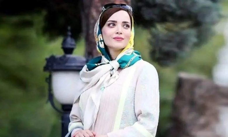 عکس های لب ساحلی بهنوش طباطبایی