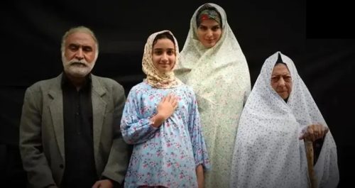 غزاله اکرمی با چادر نماز سفید